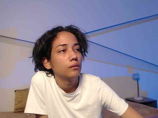 Kity-hot webcam