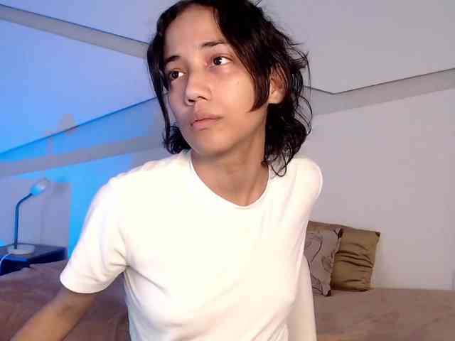 Kity-hot webcam