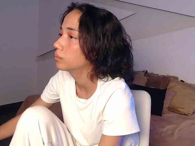 Kity-hot webcam