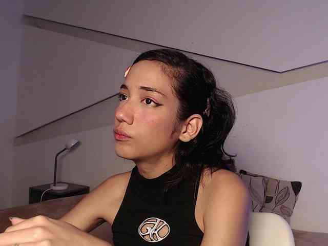 Kity-hot webcam