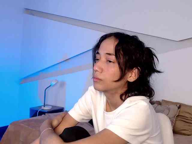 Kity-hot webcam