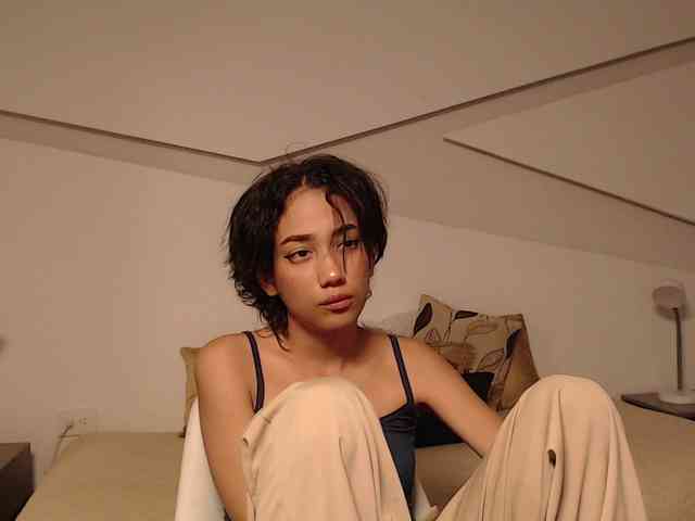 Kity-hot webcam