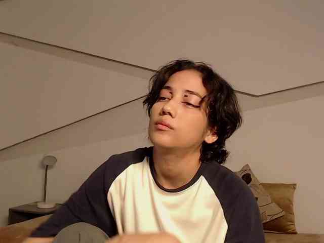 Kity-hot webcam