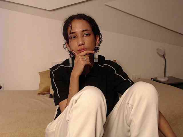 Kity-hot webcam