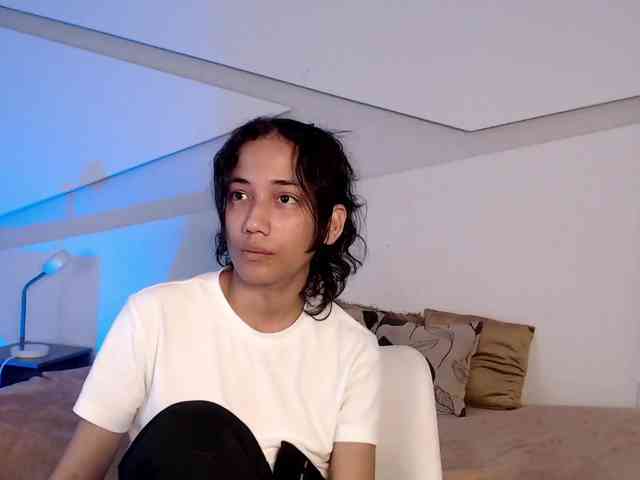 Kity-hot webcam