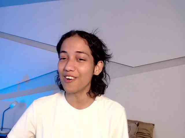 Kity-hot webcam