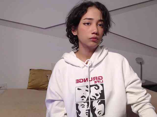Kity-hot webcam