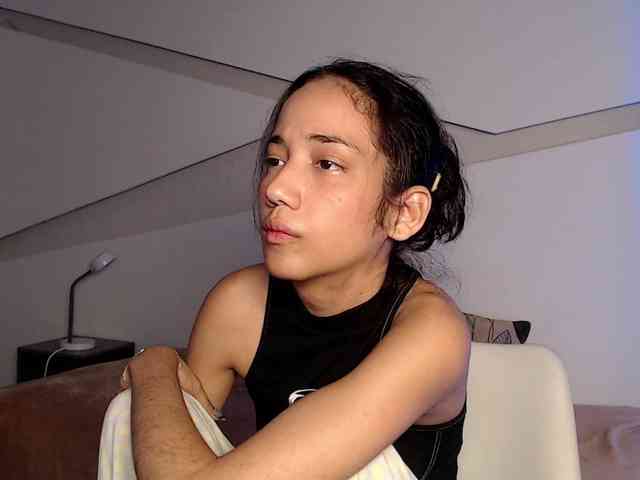 Kity-hot webcam