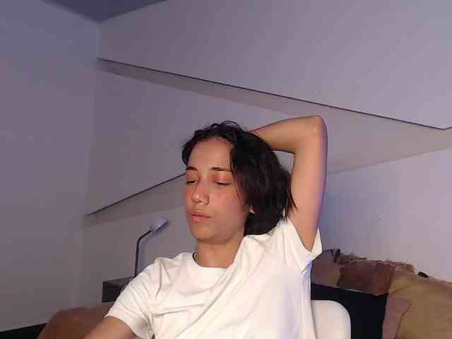 Kity-hot webcam