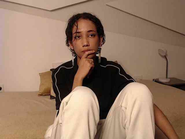 Kity-hot webcam