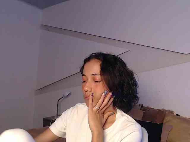 Kity-hot webcam