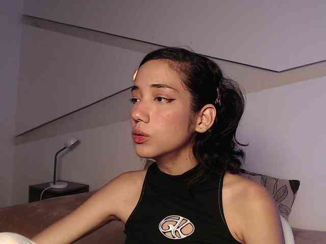 Kity-hot webcam