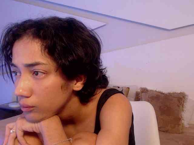Kity-hot webcam