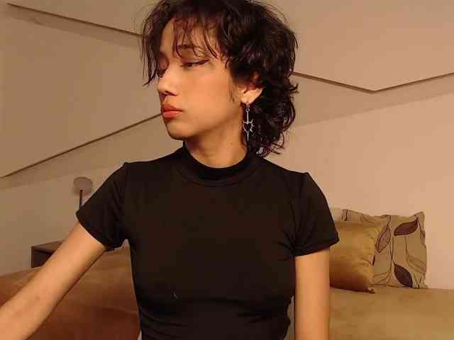 Kity-hot webcam