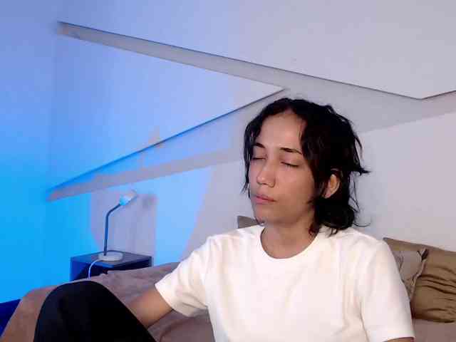 Kity-hot webcam