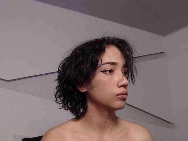 Kity-hot webcam