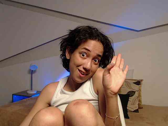Kity-hot webcam
