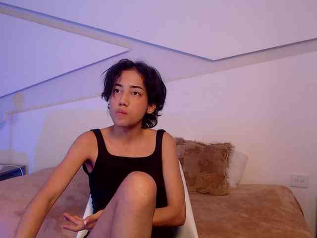 Kity-hot webcam