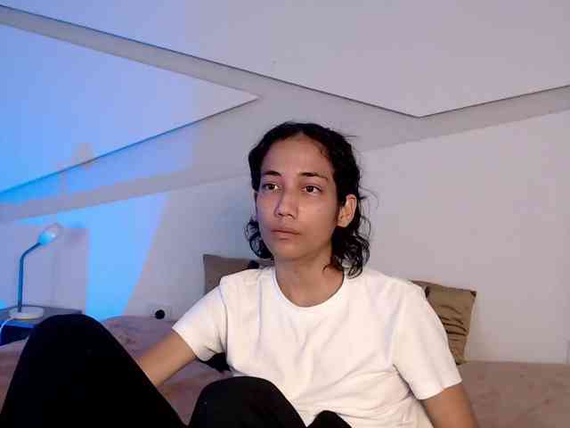 Kity-hot webcam