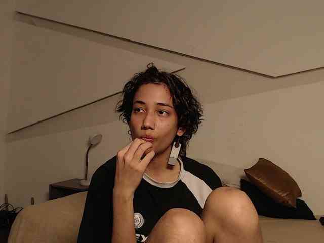 Kity-hot webcam