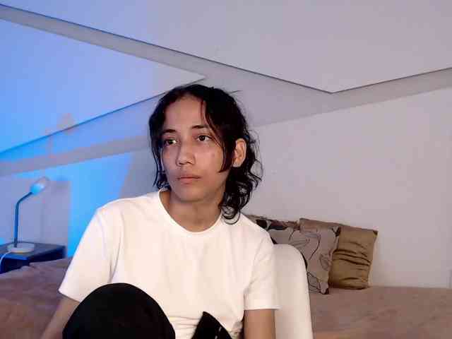 Kity-hot webcam