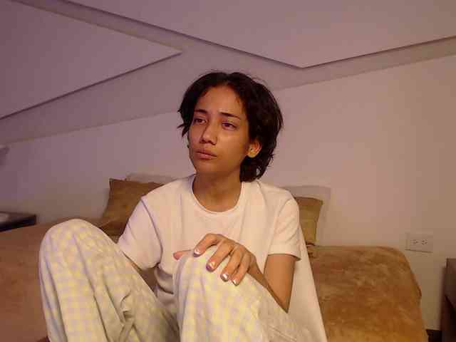 Kity-hot webcam