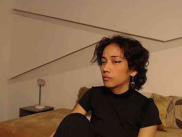 Kity-hot webcam