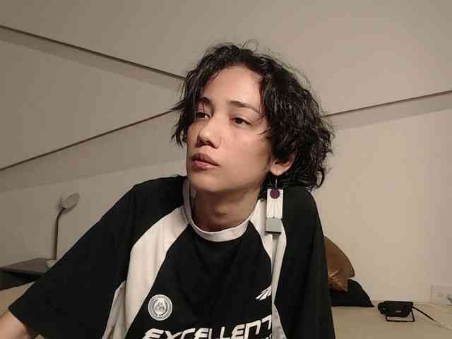 Kity-hot webcam