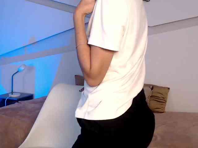Kity-hot webcam