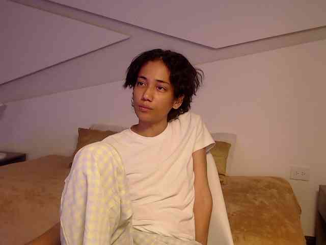 Kity-hot webcam