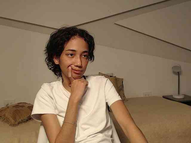 Kity-hot webcam