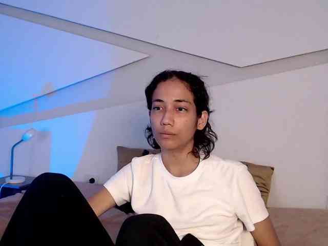 Kity-hot webcam