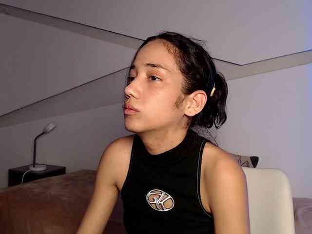 Kity-hot webcam