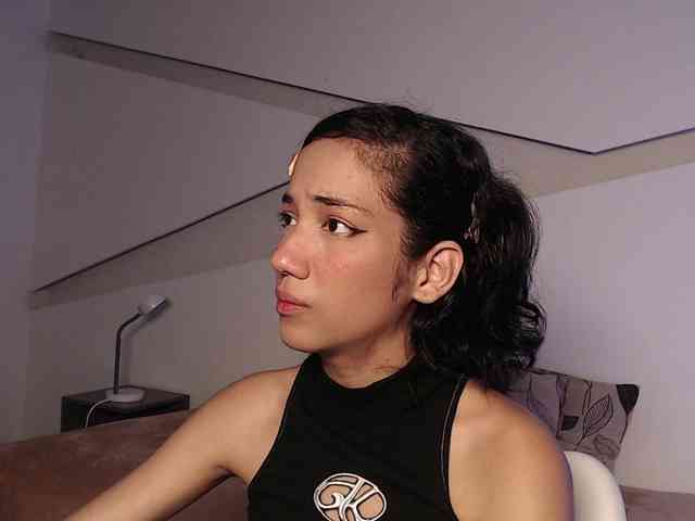 Kity-hot webcam