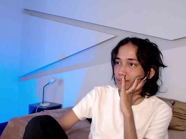 Kity-hot webcam
