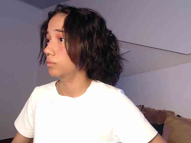 Kity-hot webcam