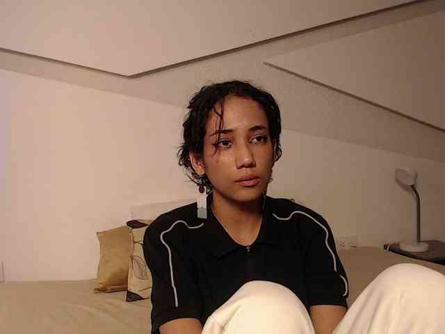 Kity-hot webcam