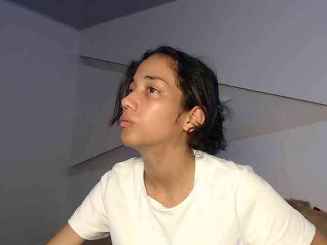 Kity-hot webcam