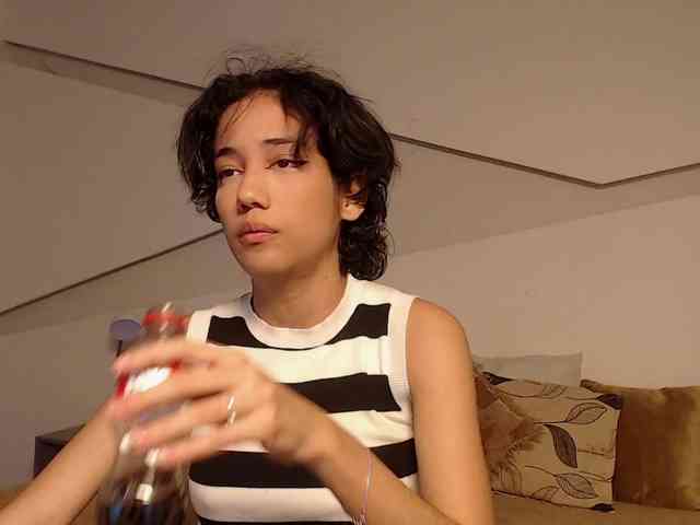 Kity-hot webcam