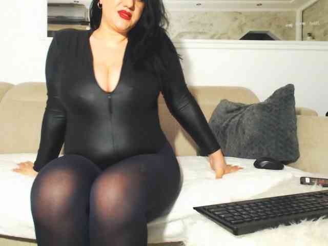 XMistressDeax webcam