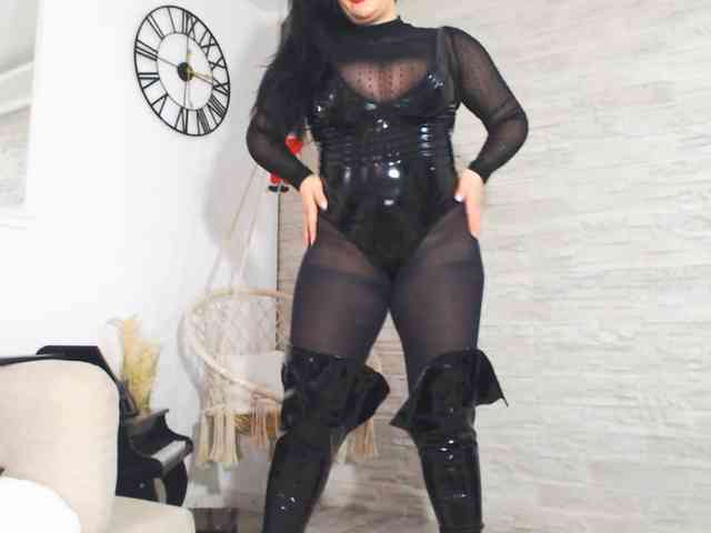 XMistressDeax webcam