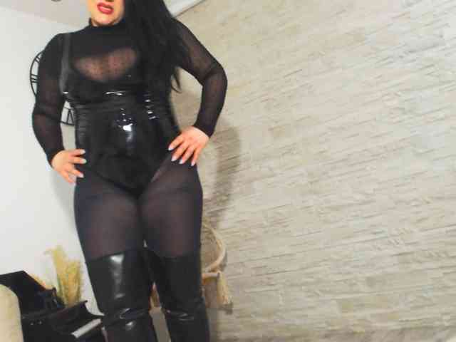 XMistressDeax webcam