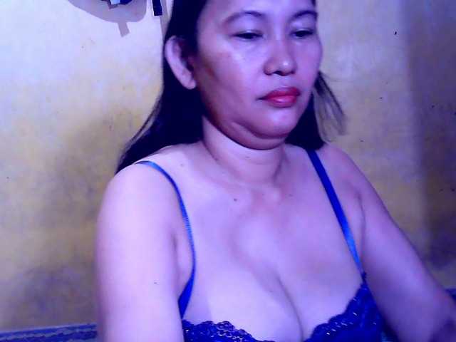 Carmela4u's BongaCams show and profile