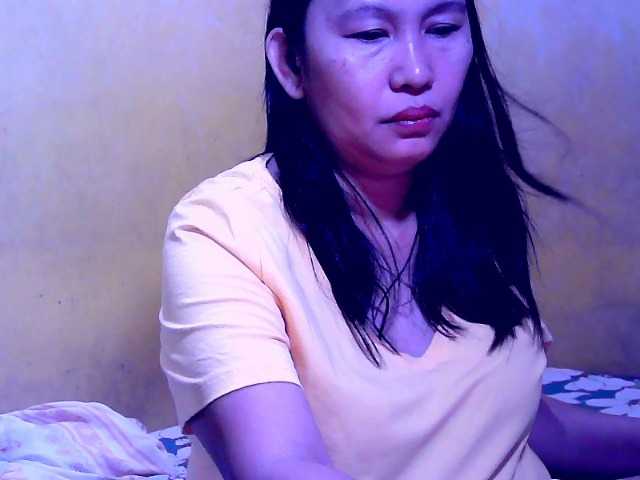 Carmela4u's BongaCams show and profile