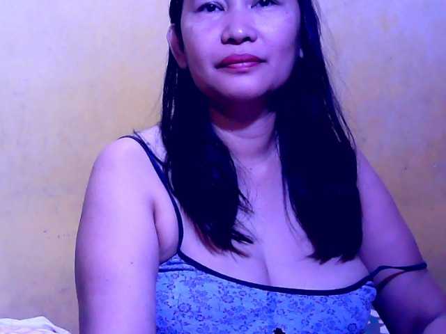 Carmela4u's BongaCams show and profile