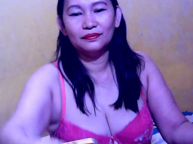 Carmela4u's BongaCams show and profile