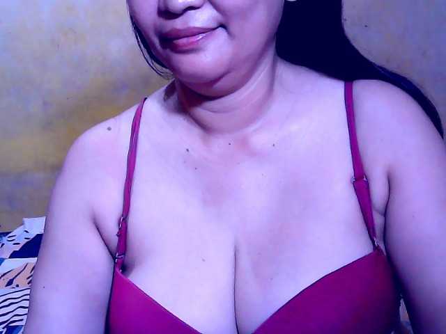 Carmela4u's BongaCams show and profile