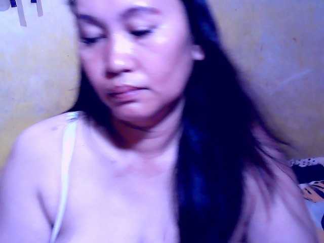 Carmela4u's BongaCams show and profile