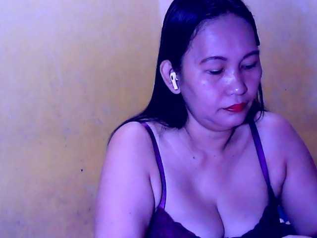 Carmela4u's BongaCams show and profile