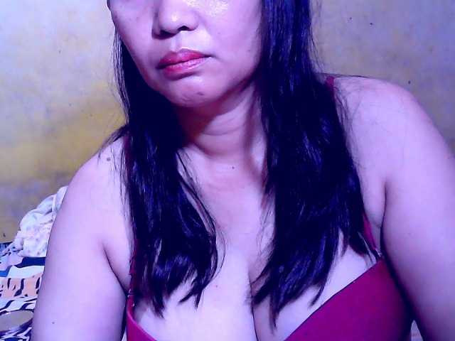 Carmela4u's BongaCams show and profile